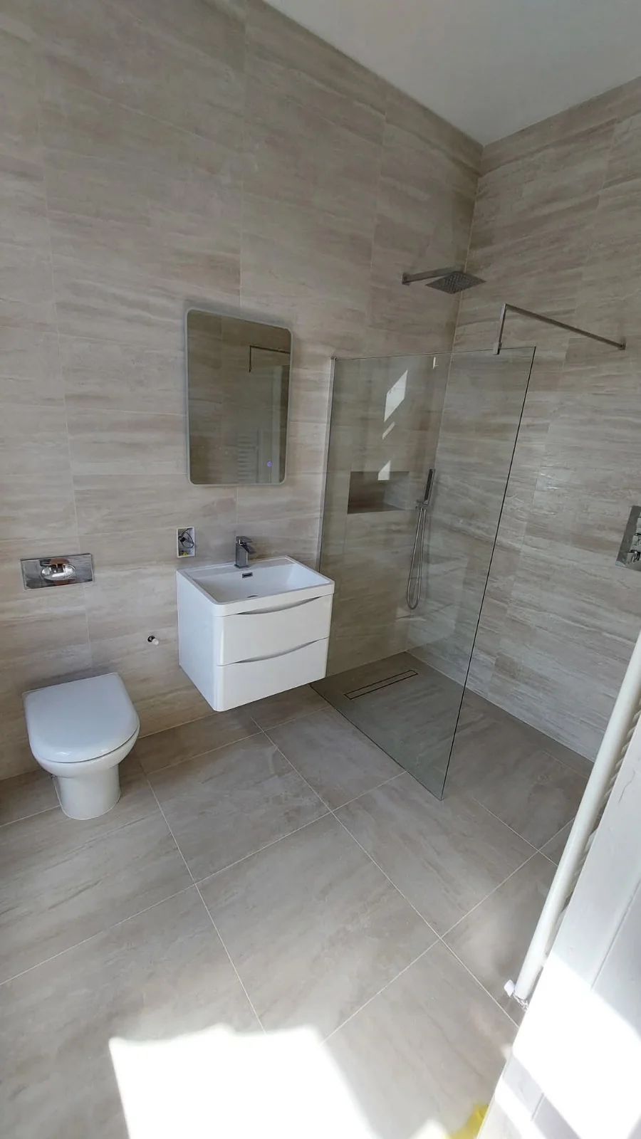 Wet room installation — AdiDeccor